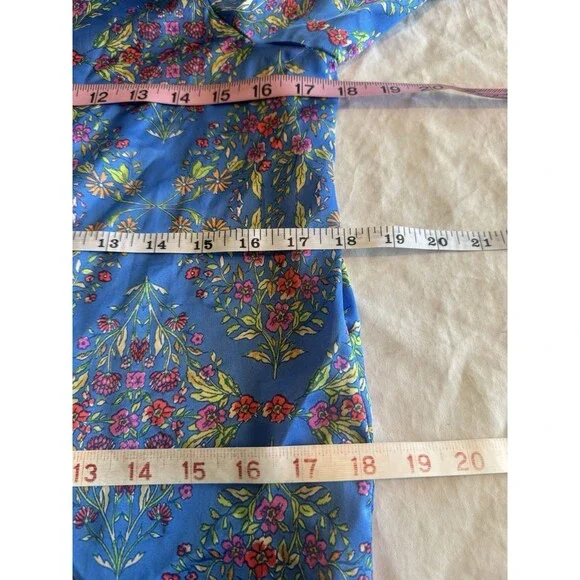 Olivaceous Womens Blouse Sz Small Satin Floral Button down Blue Spring Summer - Picture 13 of 16